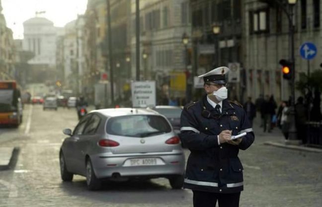 Sorpresa, il semaforo diventa intelligente per ridurre lo smog