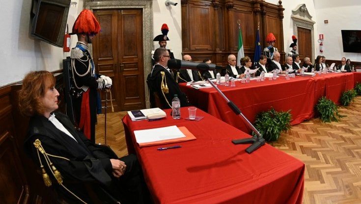 La Corte dei conti boccia Musumeci: per la giunta Schifani grana da 866 milioni