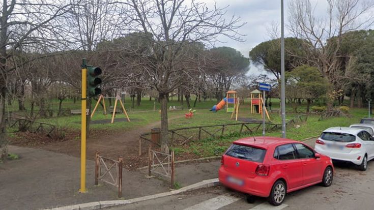 Villa Gordiani, donna di 75 anni trovata morta nel parco: disposta l’autopsia