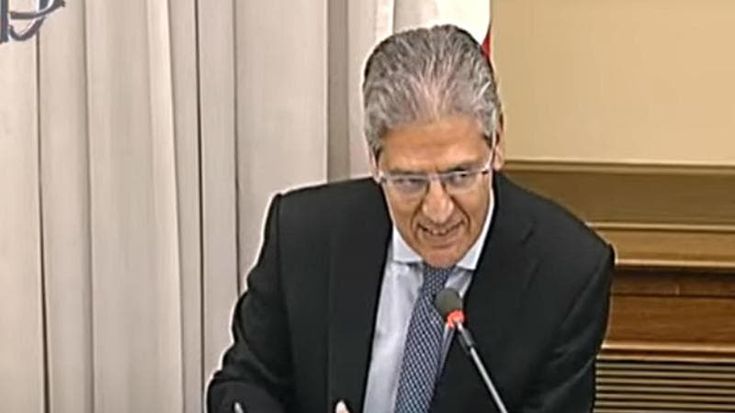 Rainews, clima da caserma. La redazione si ribella: “Siamo diventati il Tg4”