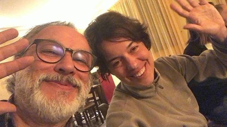 Laura Santi: dalle battaglie civili al grande amore per Stefano, storia di una donna coraggiosa
