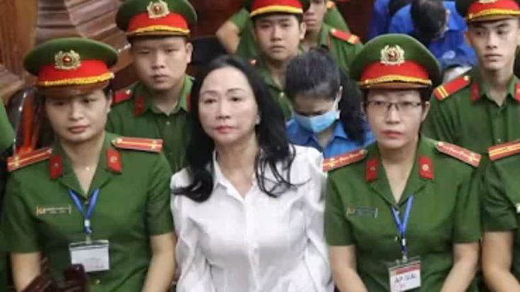 Vietnam, sequestrate anche le borse alla “regina del mattone” condannata per frode