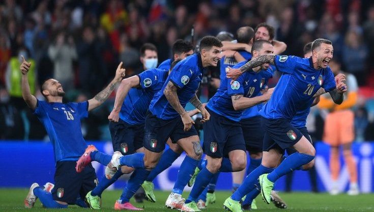 Italia-Spagna 5-3 ai rigori: apre Chiesa, pareggia Morata, dagli 11 metri decide Jorginho