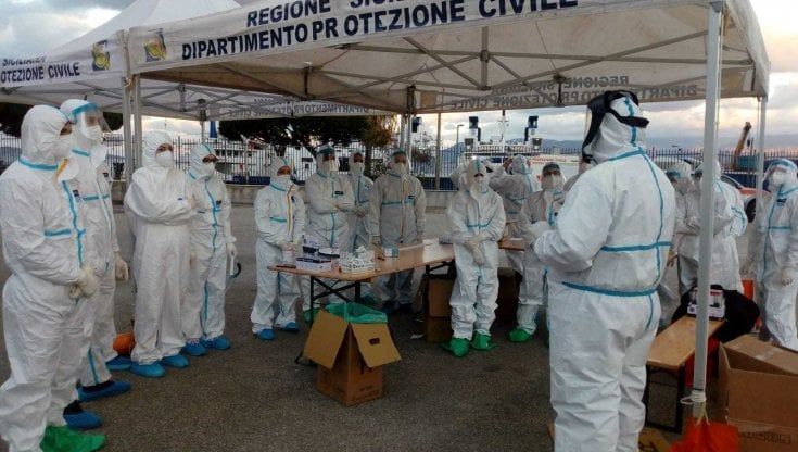 Calano ancora i ricoveri, nuovi contagiati ancora sotto quota mille