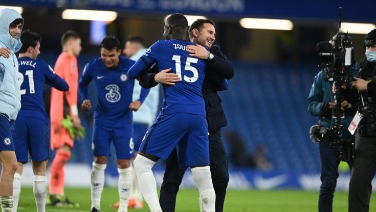 Inghilterra: il Chelsea arriva in vetta. Vincono anche City e United