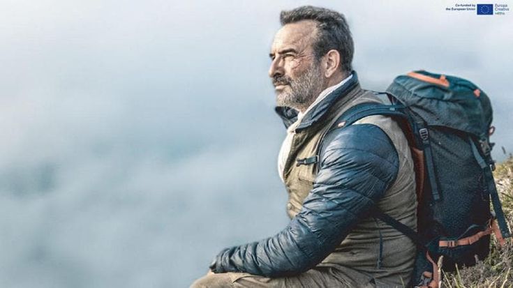 A passo d’uomo, un viaggio unico e senza tempo tra i sentieri neri della Francia. In streaming su MYmovies