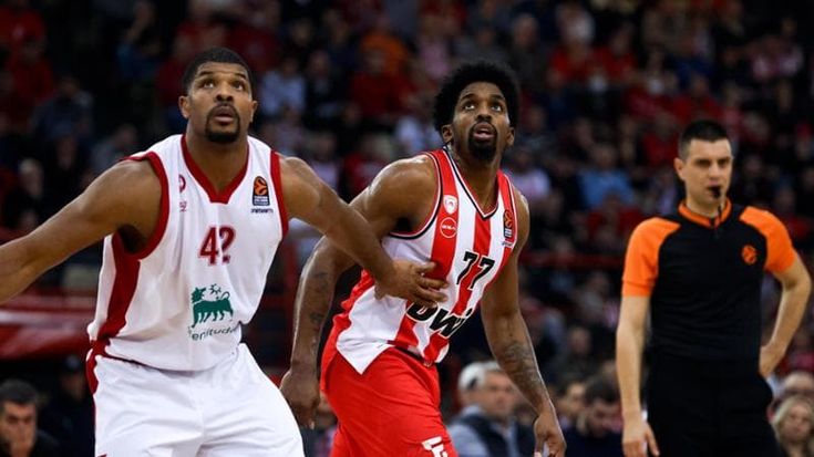 Basket, l’Olimpia Milano inizia male l’anno: ko in Eurolega con l’Olympiacos