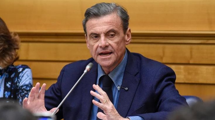 Piemonte, Calenda attacca: “Un filo-putiniano vice di Cirio”. Ma Azione sostiene la giunta di destra