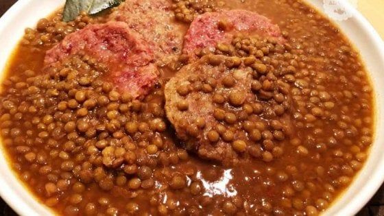 Lenticchie, quell'irrinunciabile cibo di Capodanno dal gusto biblico 