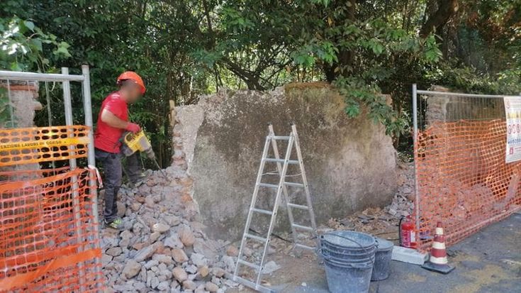 Villa Ada, via alle demolizioni per aprire un nuovo ingresso