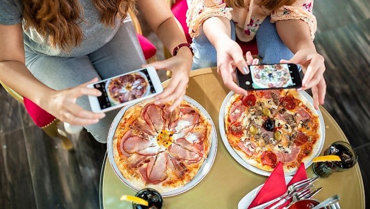 Ecco perché il food porn è un'ossessione che fotografa chi siamo