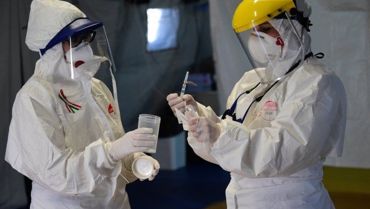 Tamponi rapidi o molecolari, pressing del Lazio sul governo: “Rivedete i criteri di calcolo”
