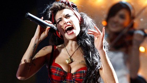 Amy Winehouse torna sul palco come ologramma