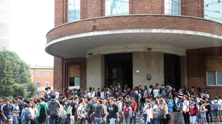 Alberto Cremonini travolto sulle strisce, Bologna 30: “Ennesima tragedia, è violenza stradale”