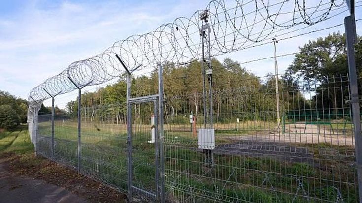 Caccia italiani neutralizzano drone sopra la Lituania, razzi di segnalazione russi sfiorano aereo danese: il Baltico sull’orlo dell’incidente