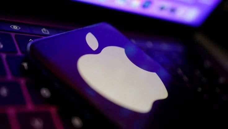 iPhone, il tesoro di Apple: quattro grafici che mostrano quanto lo smartphone ha fatto ricca la Mela
