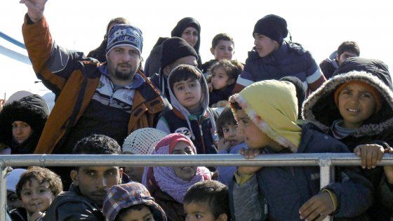 Mediterraneo, le rotte fantasma di rifugiati e jihadisti