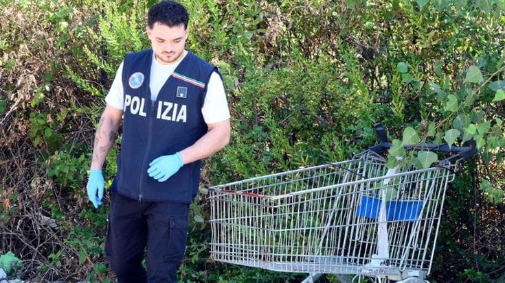Tor Sapienza, accoltellato dopo lo sgombero: “Ritrovato ferito dentro un carrello della spesa”