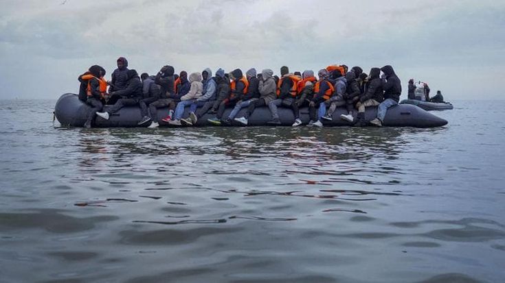 Grecia, la Bbc accusa: “Migranti illegali usati dalla polizia per i respingimenti”