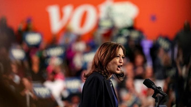 Harris-Trump: nei sondaggi grande incertezza. Testa a testa negli Stati chiave, la democratica conduce a livello nazionale