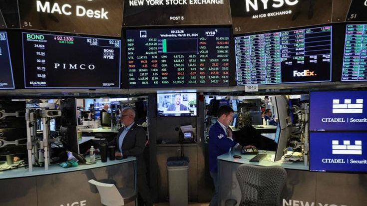 Da Maduro all’Iran, quei movimenti sospetti che anticipano gli annunci di Trump. È insider trading?