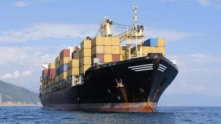 Mare e ferro, la sfida della logistica in Liguria fa un passo in avanti per fermare la gomma