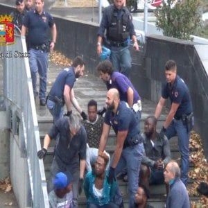 Blitz in stazione a Parma: un arresto, sequestrati oltre due etti di droga