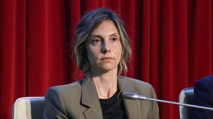 Madia: “Ho sentito Meloni. Non bloccherà la legge bipartisan che tutela i minori dai social”