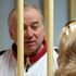 L'ex spia russa avvelenata con il gas nervino è fuori pericolo