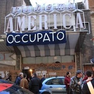 Roma, il New York Times celebra il Cinema America: "Trastevere muore se lo abbatte"