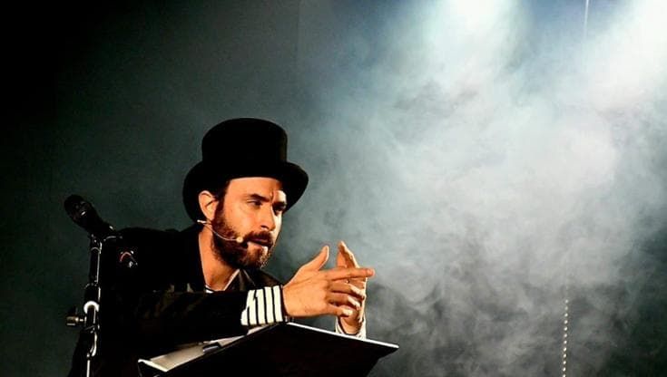 Alessio Vassallo dedica un racconto per musica e parole a Rino Gaetano