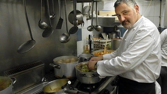 Roma a tavola: a due passi da Termini cucina a vista e cocktail bar