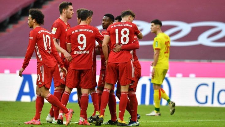 Bundesliga: il Bayern riprende a correre anche in campionato, travolto il Colonia. Lipsia, che rimonta