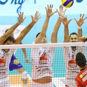 Volley, Superlega: Macerata vince in rimonta, Perugia cade con Verona