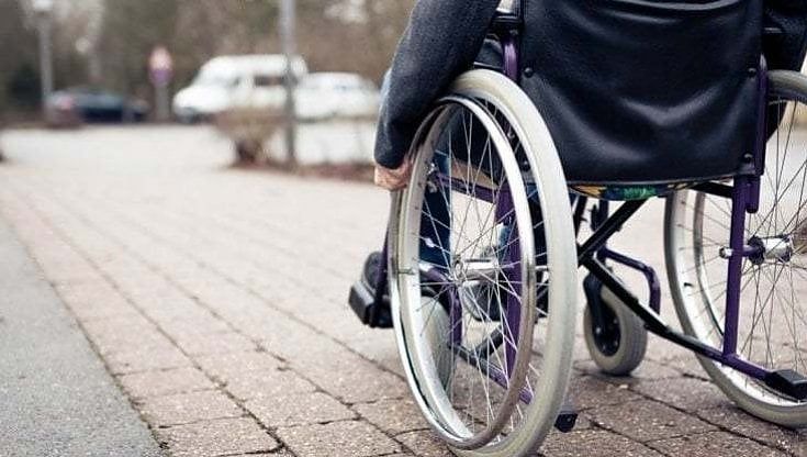 Il disabile non grave potrà lavorare senza perdere l'assegno di invalidità