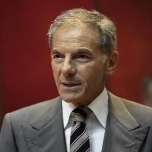 Lettieri: "Io devo pensare alla città, troppi problemi, non posso distrarmi"