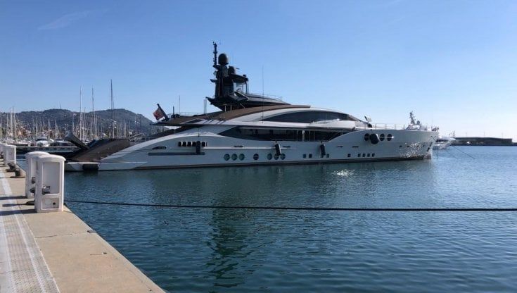Oligarchi russi, sequestrati in Italia i primi 140 milioni di beni