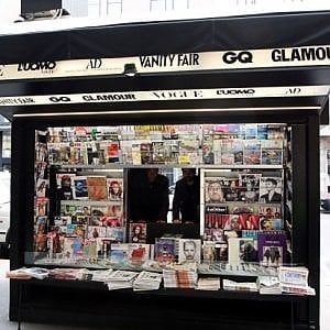 Pochi debiti, aggregazioni, multimedialità: la ricetta anti-crisi degli editori italiani