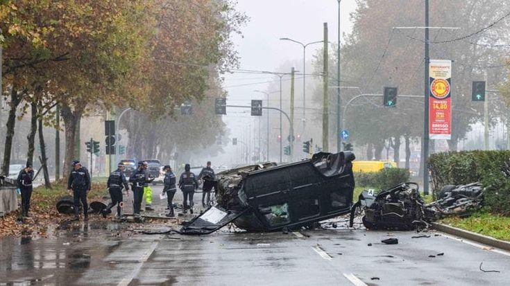 Incidente in viale Testi, il ventenne senza patente soccorreva gli amici. Indagati i guidatori