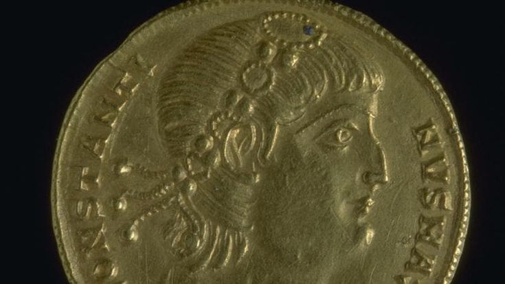 Monete e gemme, riapre il Medagliere