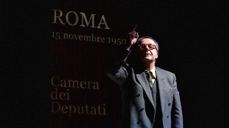 Paolo Pierobon: “Il mio De Gasperi aspro e vintage”