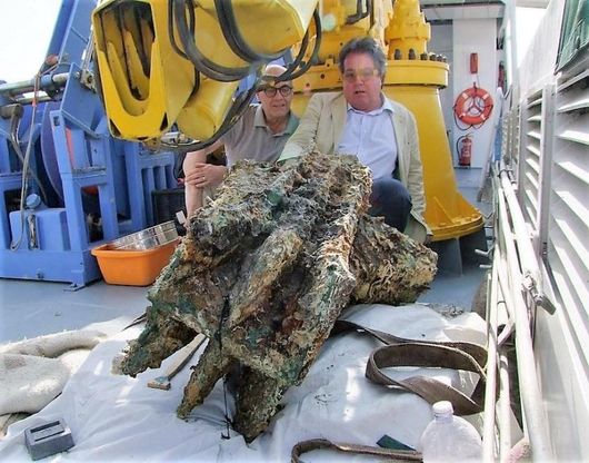 Sicilia, trovati 3 rostri della Battaglia delle Egadi