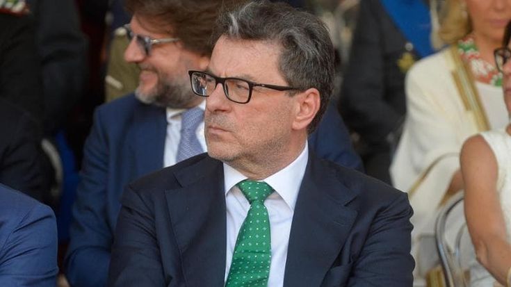 Mes, Giorgetti sfida Meloni. L’ira della premier: “Qui rischia di saltare tutto”