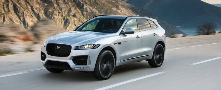 Jaguar F Pace, la sportiva veste Suv