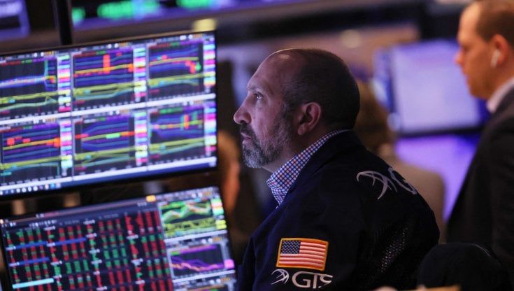 Le Borse di oggi, 10 marzo. La crisi di Svb negli Usa spaventa i mercati: crollano le banche, i listini Ue chiudono in rosso