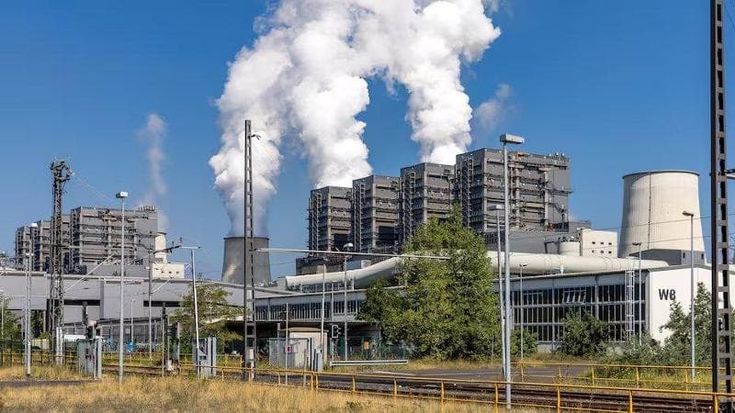 Germania, trovati ordigni esplosivi vicino a centrale elettrica al confine con la Polonia