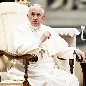 Papa Francesco: "Dall'Is azione indegne dell'uomo"