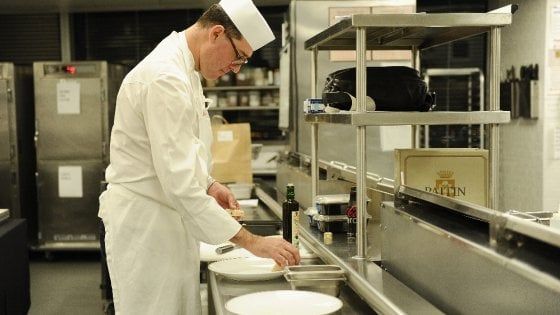 E il super chef americano apre un ristorante dove si cucina solo pasta