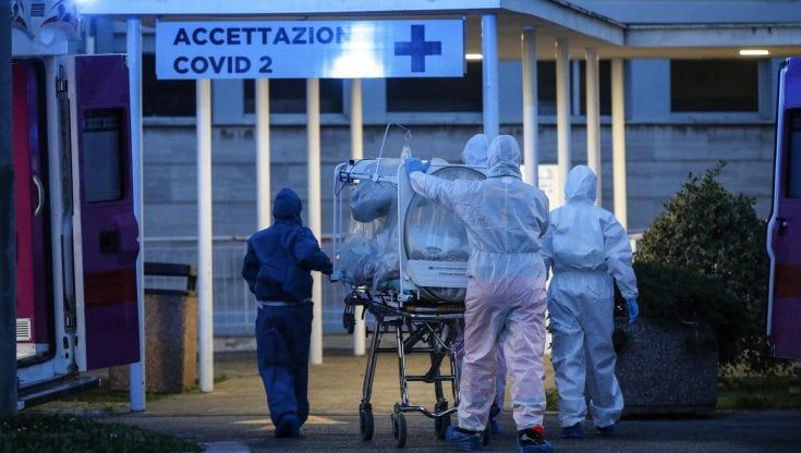 Coronavirus, in Piemonte 549 nuovi positivi e 6 vittime. Aumentano i ricoverati nei reparti Covid