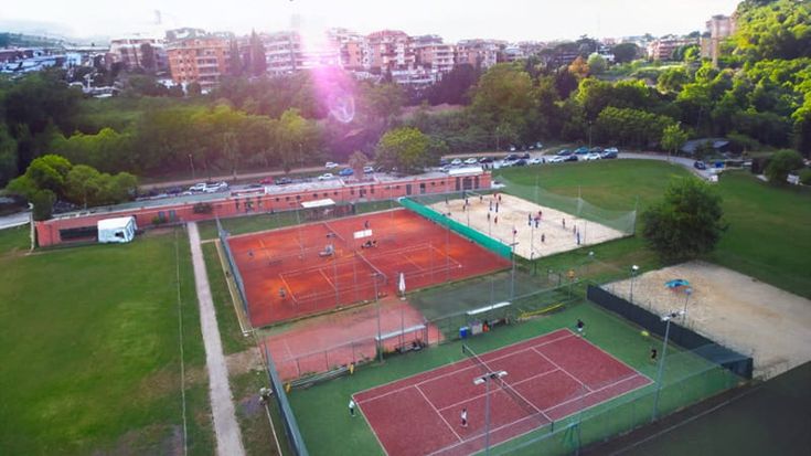 Tor di Quinto, sgomberato dal Campidoglio il circolo Flaminio Real: debiti per oltre 1,5 milioni